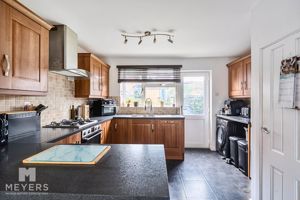 Photo 19- click for photo gallery